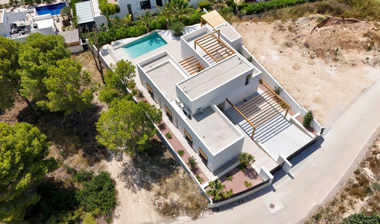 5 soverom Villa til salgs i Moraira med svømmebasseng - € 1 849 000 (Ref: 8187264)