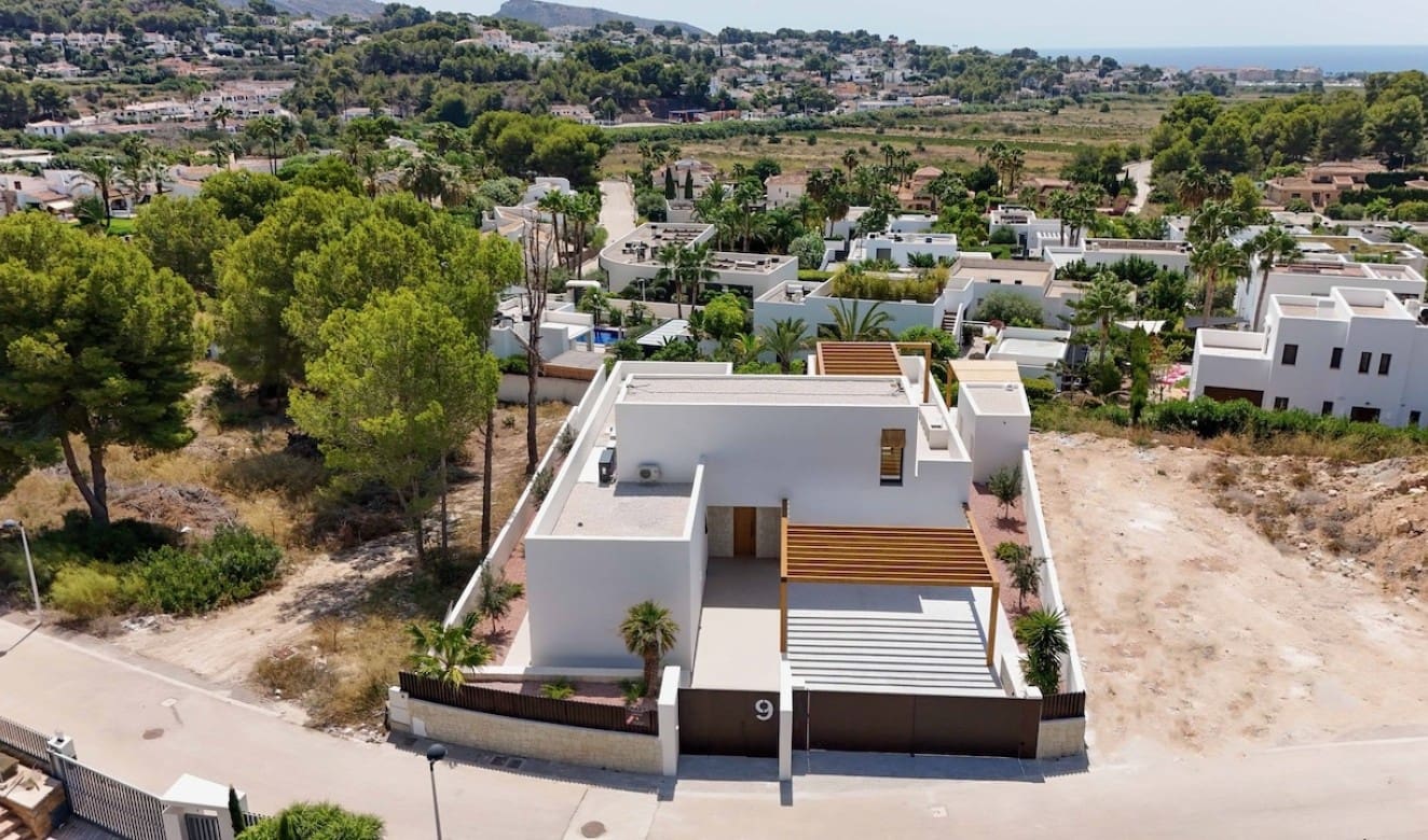 5 soverom Villa til salgs i Moraira med svømmebasseng - € 1 849 000 (Ref: 8187264)