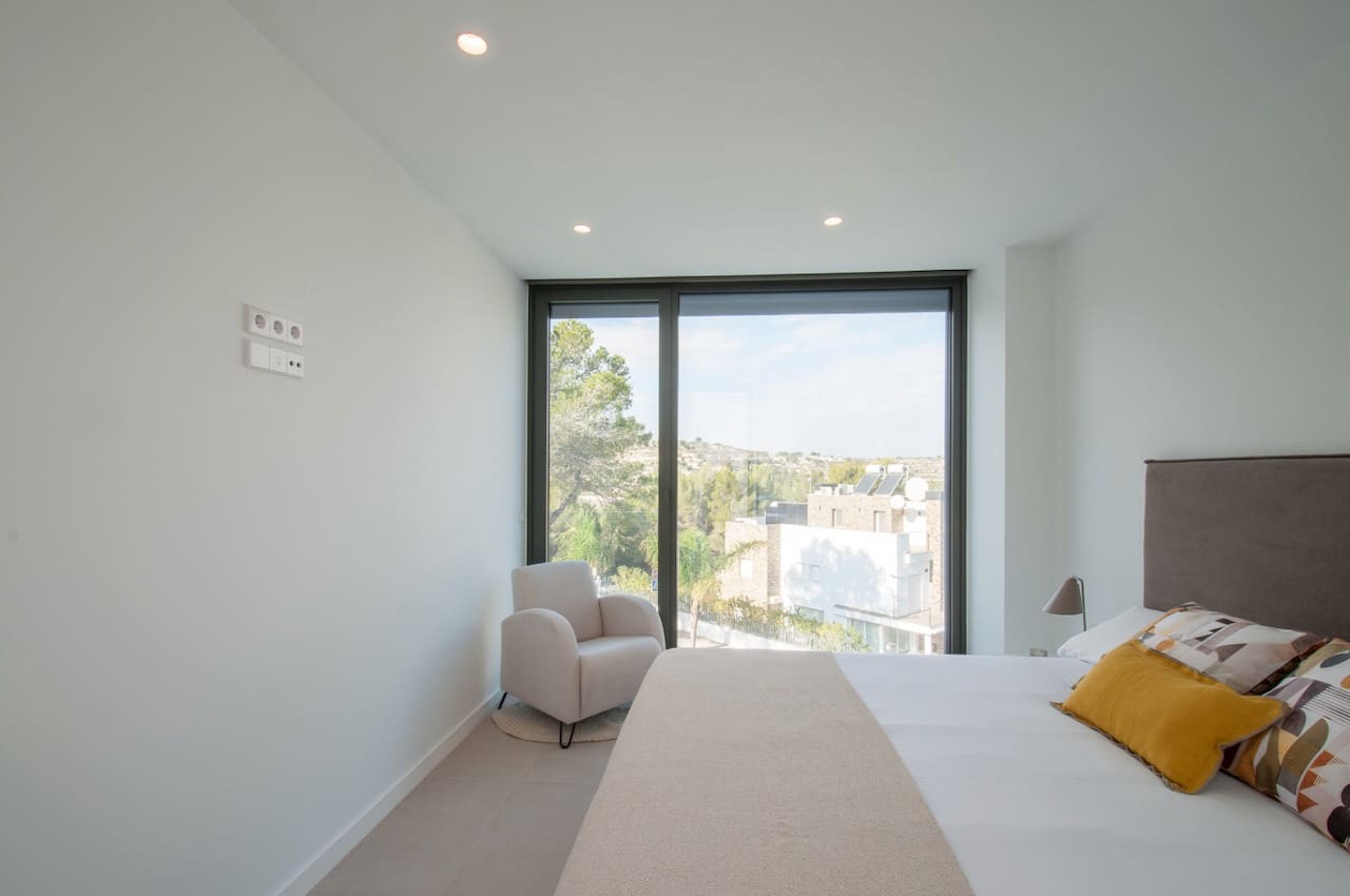 4 bedroom Villa for sale in Moraira with pool garage - € 1,499,000 (Ref: 8187265)