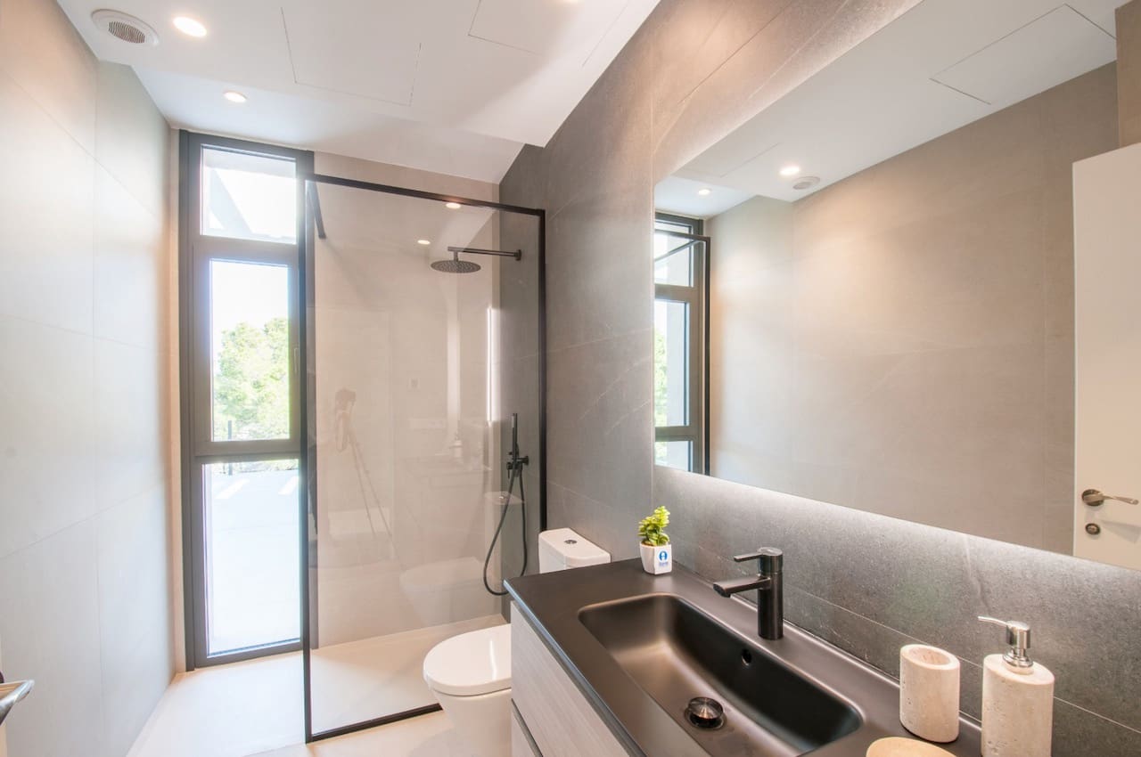 4 bedroom Villa for sale in Moraira with pool garage - € 1,499,000 (Ref: 8187265)