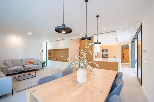 Chalet de 4 habitaciones en Moraira, Teulada-Moraira en venta con piscina garaje - 1.499.000 € (Ref: 8187265)