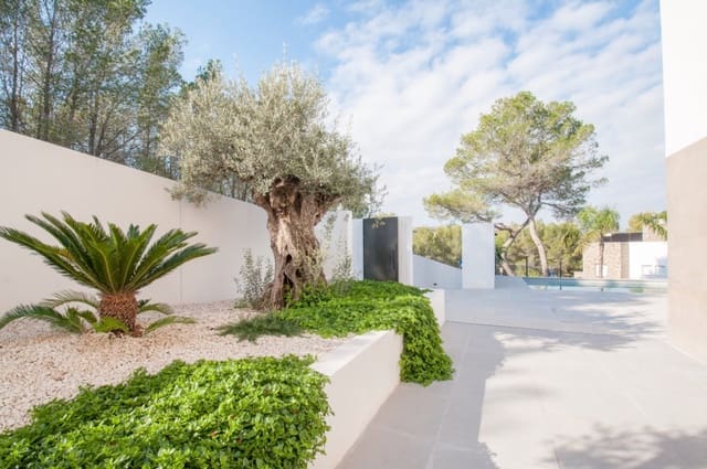 Chalet de 4 habitaciones en Moraira, Teulada-Moraira en venta con piscina garaje - 1.499.000 € (Ref: 8187265)