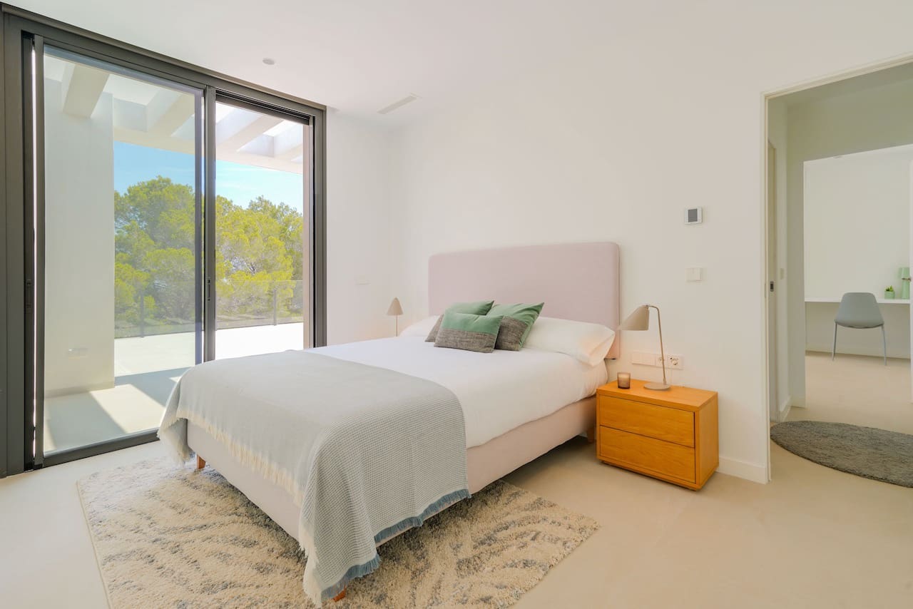 4 bedroom Villa for sale in Moraira with pool garage - € 1,499,000 (Ref: 8187265)