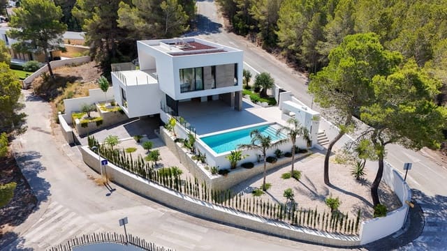 4 soveværelse Villa til salg i Moraira, Teulada-Moraira med swimmingpool garage - € 1.499.000 (Ref: 8187265)