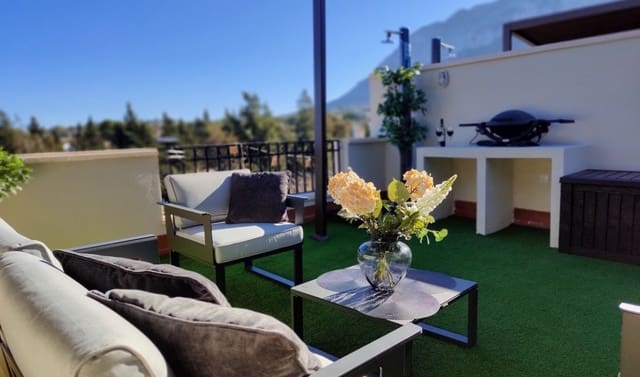 2 quarto Penthouse para venda em Dénia com piscina - 381 000 € (Ref: 8249400)