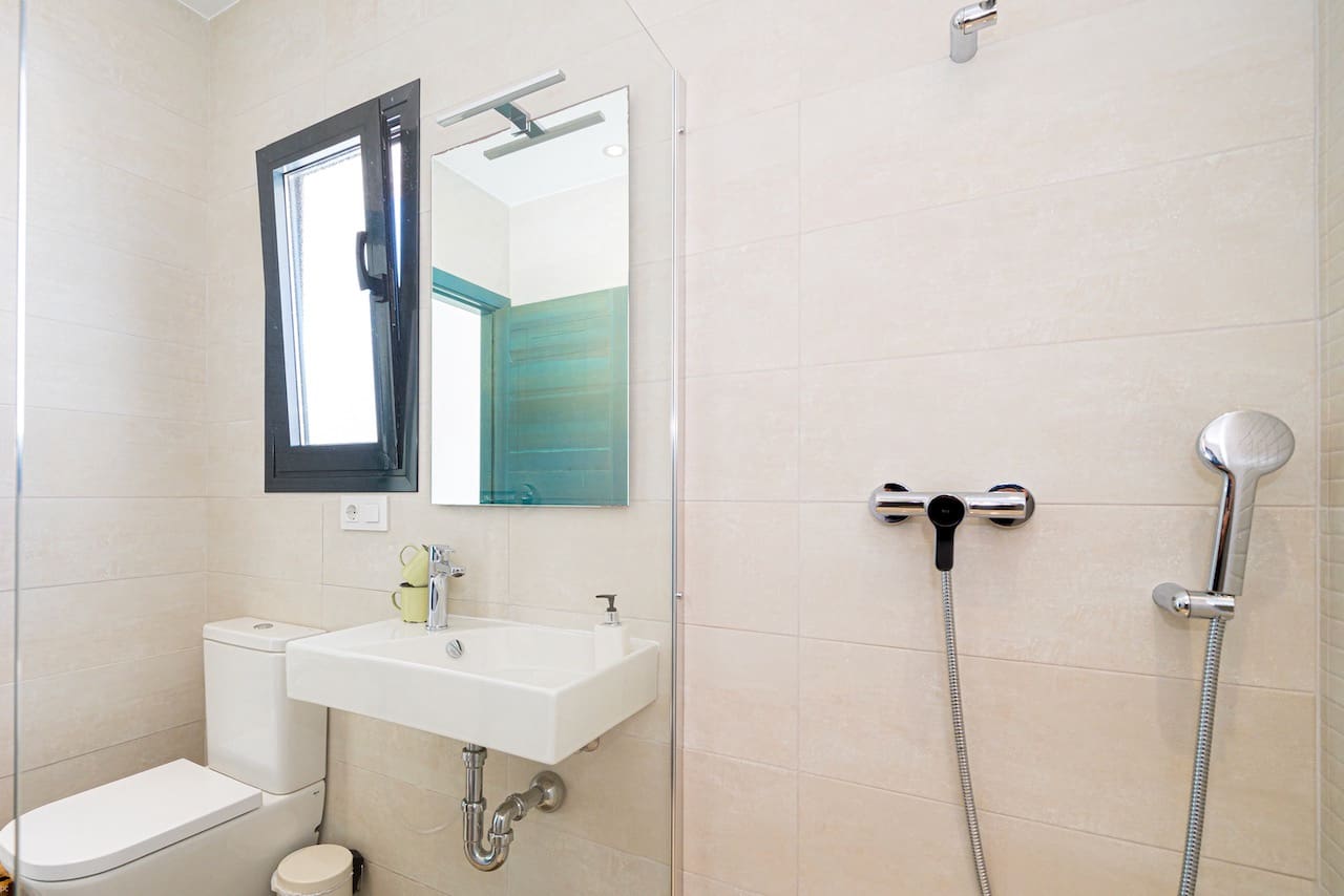 7 bedroom Villa for sale in Benissa with pool - € 1,350,000 (Ref: 8304261)