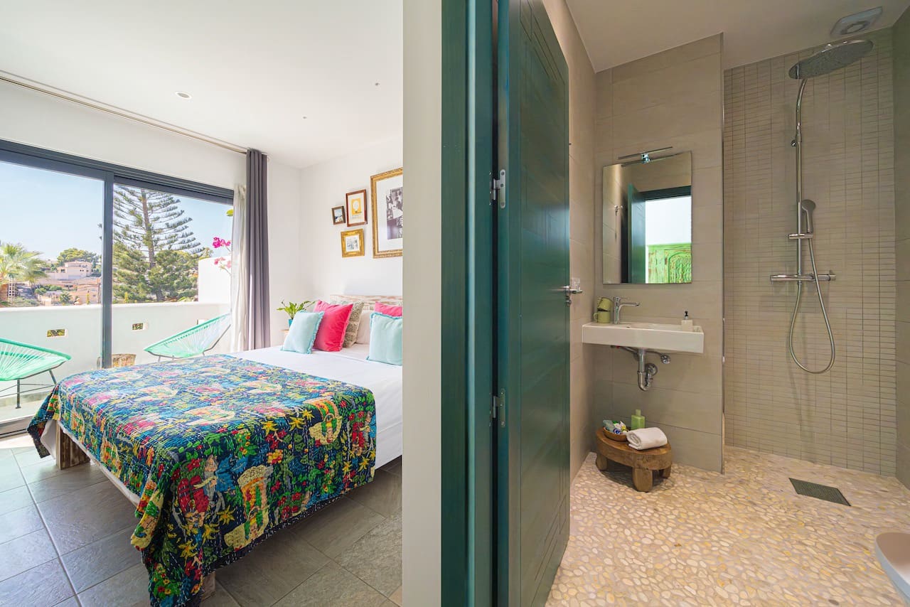 7 bedroom Villa for sale in Benissa with pool - € 1,350,000 (Ref: 8304261)