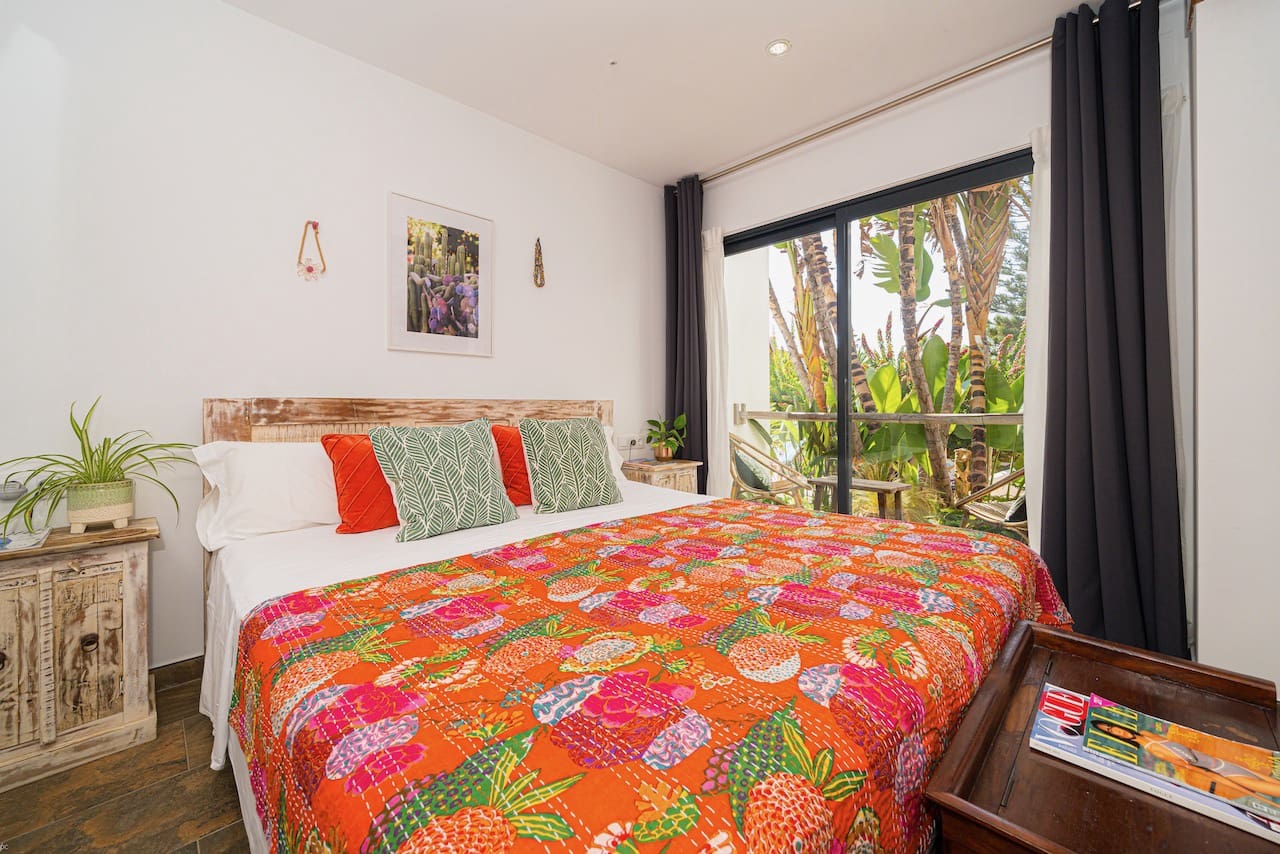 7 bedroom Villa for sale in Benissa with pool - € 1,350,000 (Ref: 8304261)