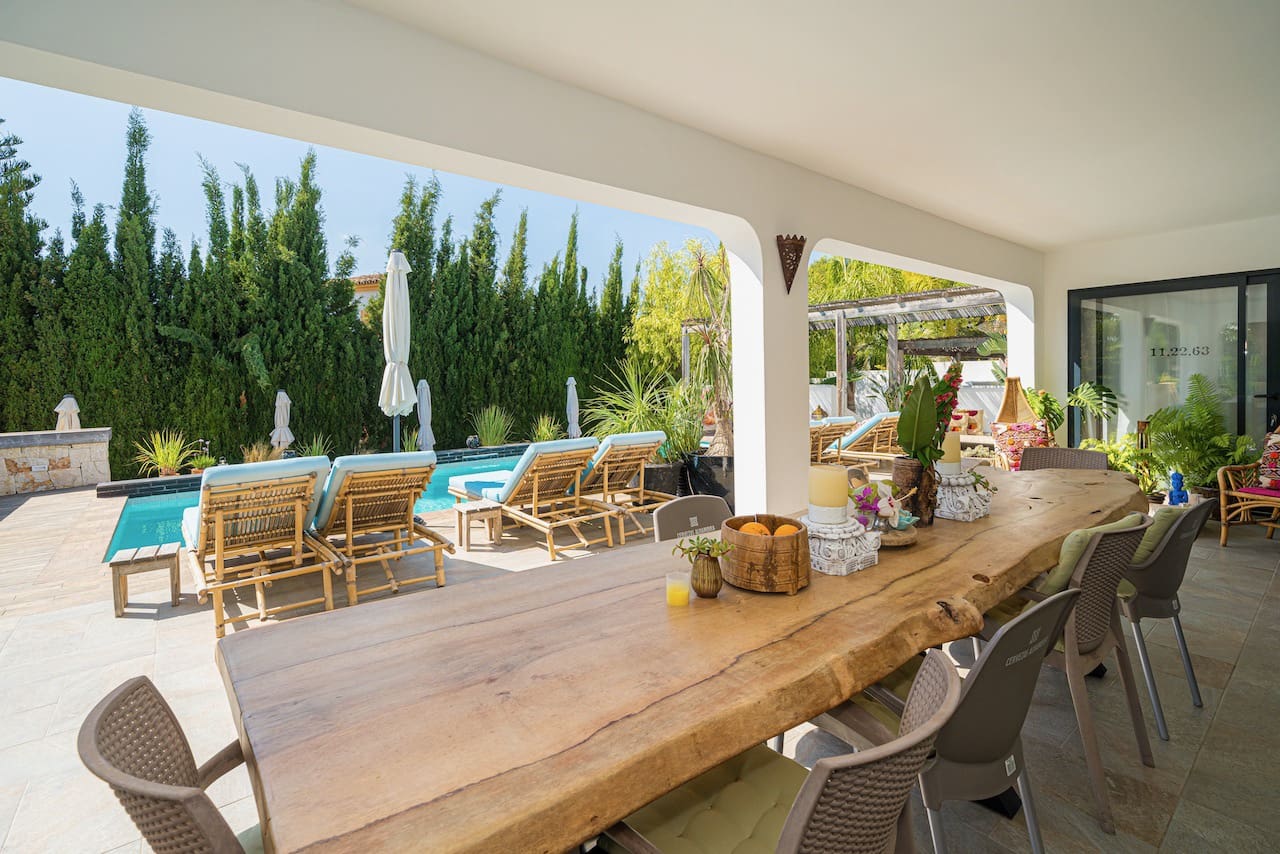 7 bedroom Villa for sale in Benissa with pool - € 1,350,000 (Ref: 8304261)