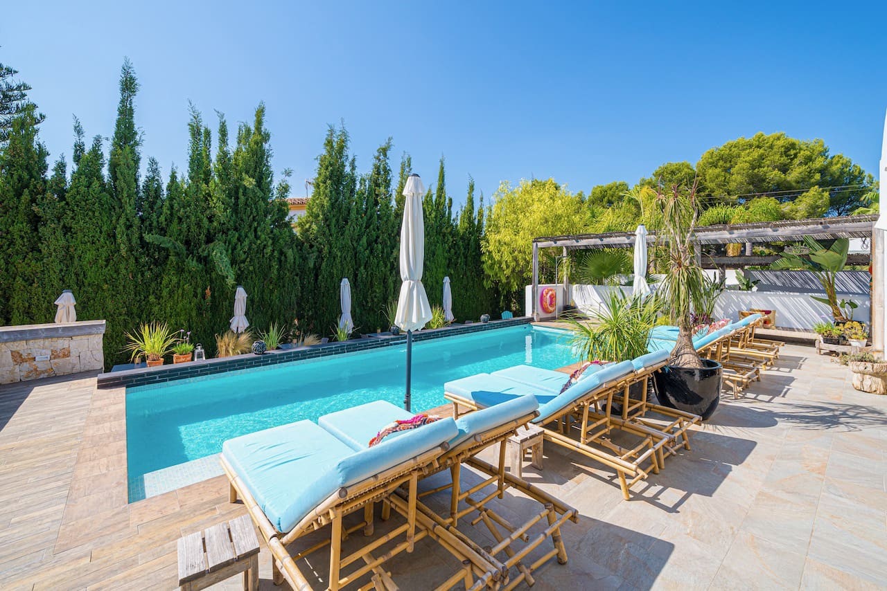 7 bedroom Villa for sale in Benissa with pool - € 1,350,000 (Ref: 8304261)