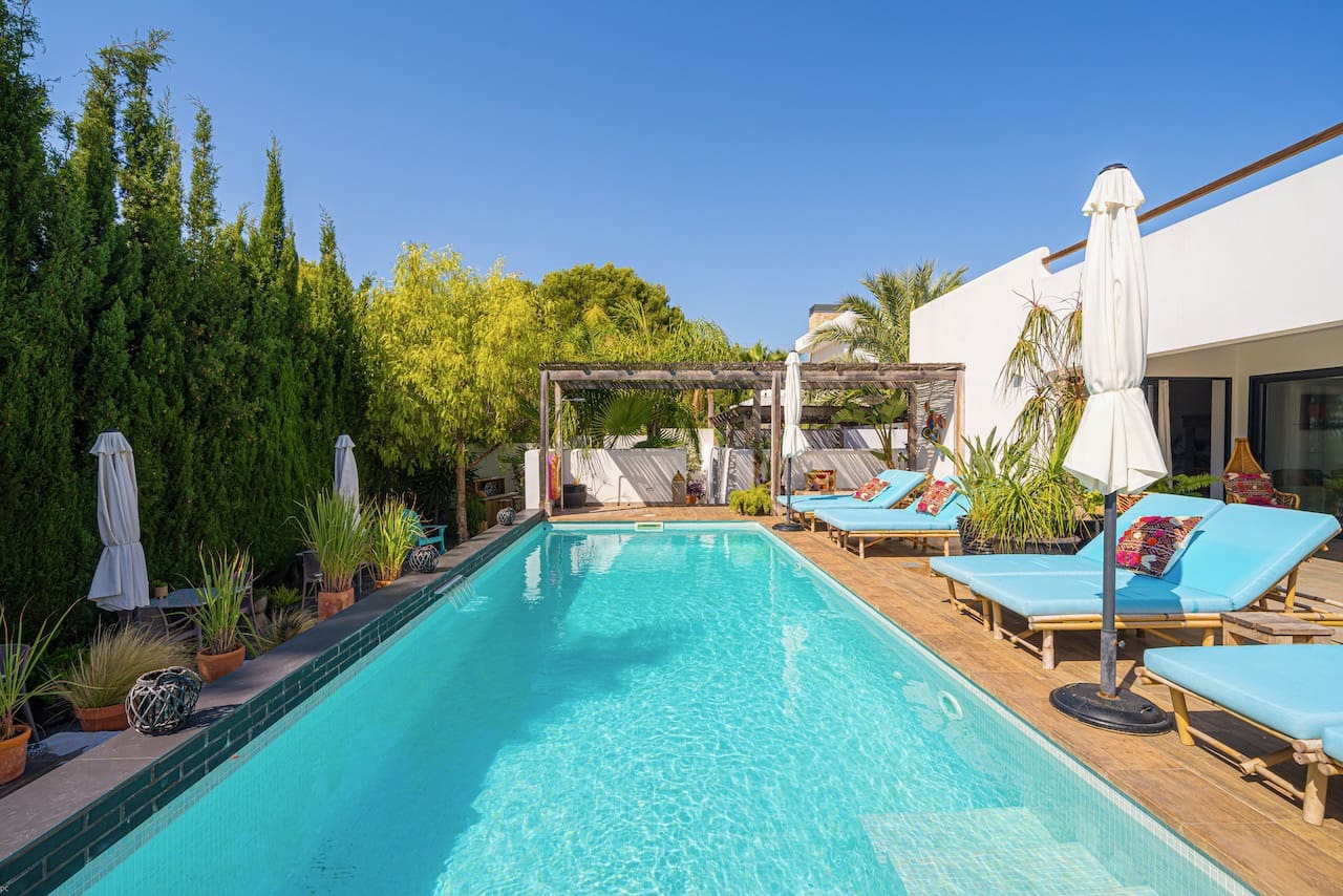 7 bedroom Villa for sale in Benissa with pool - € 1,350,000 (Ref: 8304261)