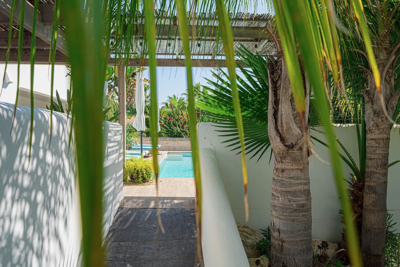 7 bedroom Villa for sale in Benissa with pool - € 1,350,000 (Ref: 8304261)