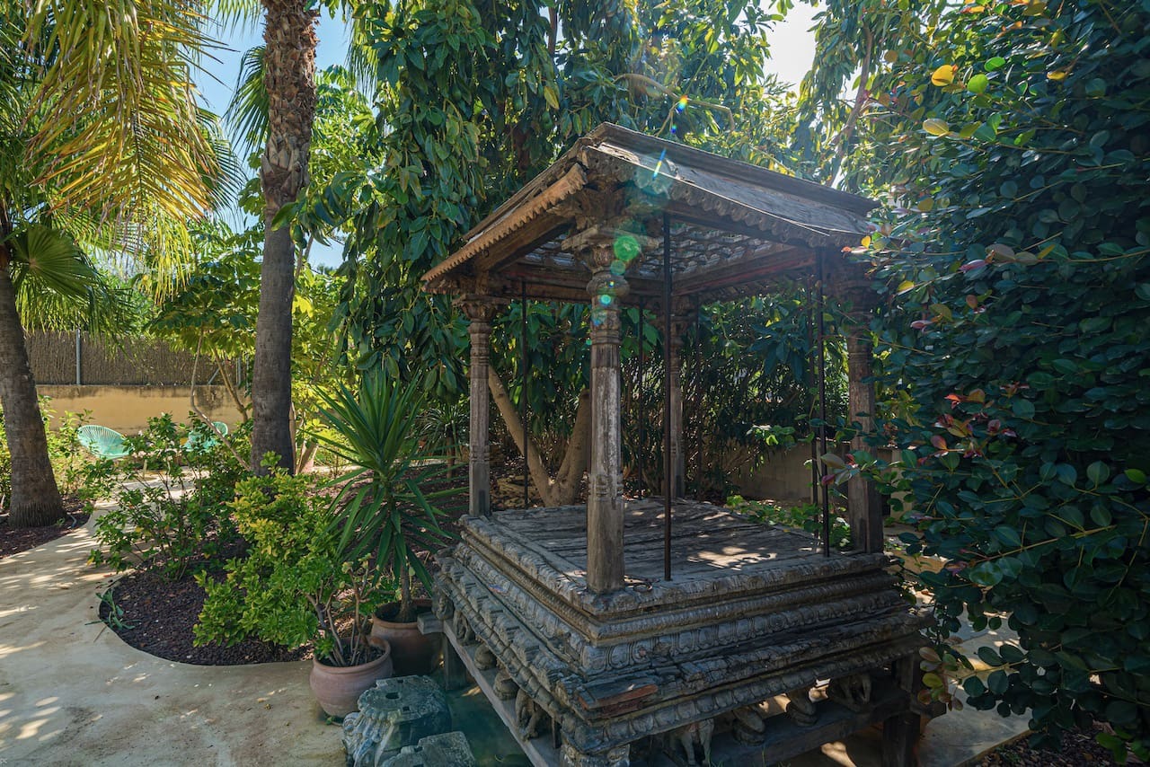 7 bedroom Villa for sale in Benissa with pool - € 1,350,000 (Ref: 8304261)