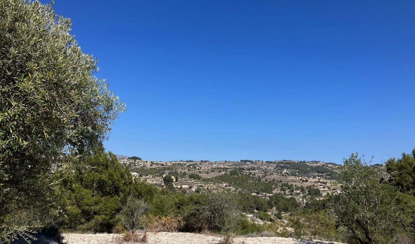 Finca/Country House for sale in Benissa - € 199,000 (Ref: 8314885)