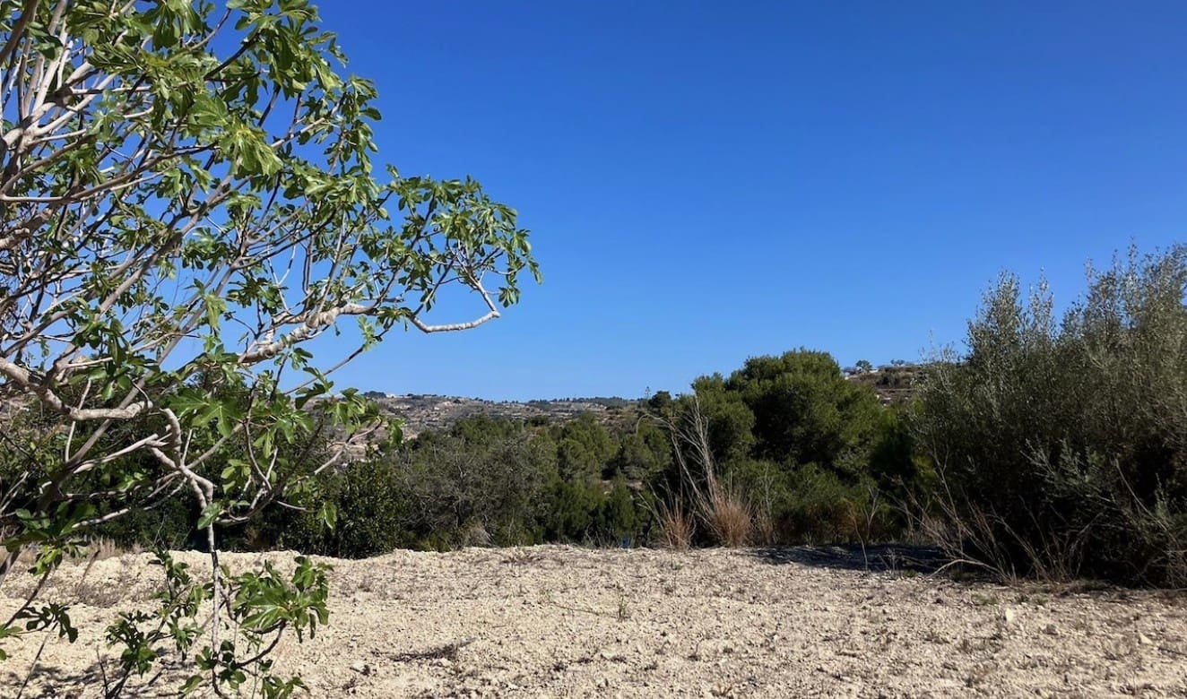 Finca/Country House for sale in Benissa - € 199,000 (Ref: 8314885)