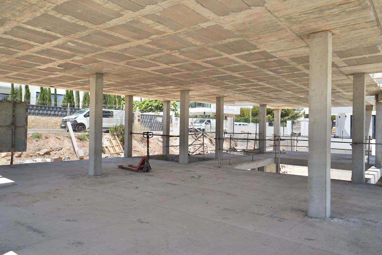 4 bedroom Villa for sale in Moraira with pool garage - € 1,500,000 (Ref: 8431945)