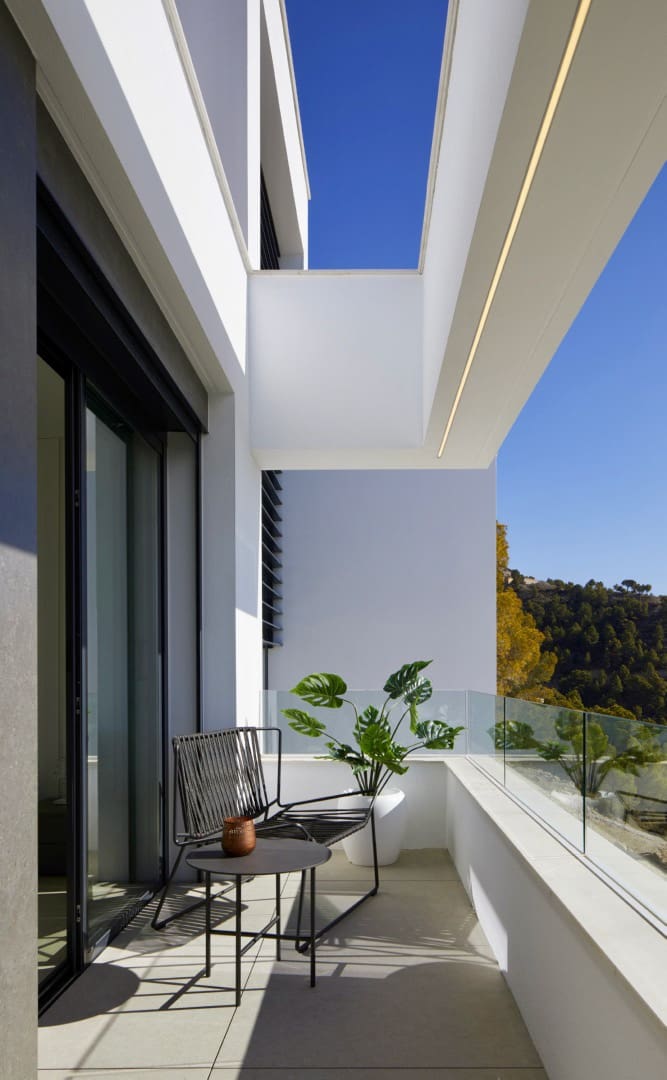 4 bedroom Villa for sale in Altea with pool garage - € 2,135,000 (Ref: 8481423)