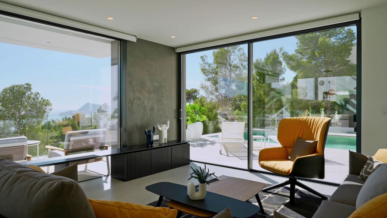 4 bedroom Villa for sale in Altea with pool garage - € 2,135,000 (Ref: 8481423)