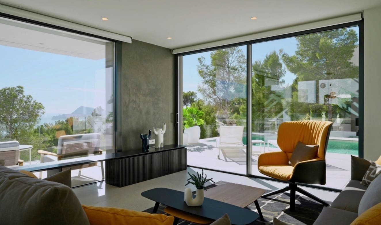 4 bedroom Villa for sale in Altea with pool garage - € 2,135,000 (Ref: 8481423)