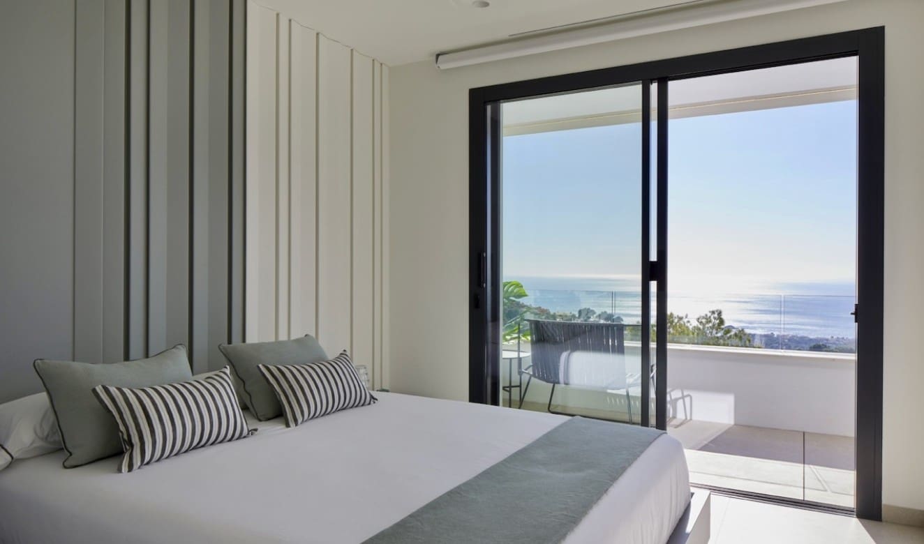 4 bedroom Villa for sale in Altea with pool garage - € 2,135,000 (Ref: 8481423)