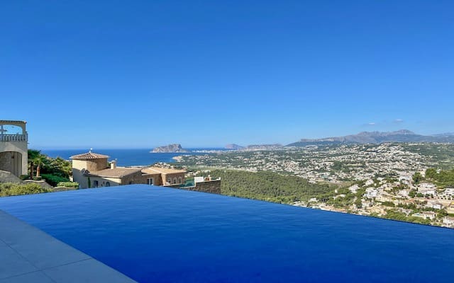 2 slaapkamer Villa te koop in Cumbre del Sol, Benitachell / Benitatxell met zwembad - € 875.000 (Ref: 8553017)