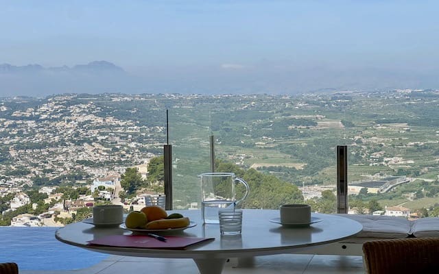 2 bedroom Villa for sale in Cumbre del Sol with pool - € 875,000 (Ref: 8553017)