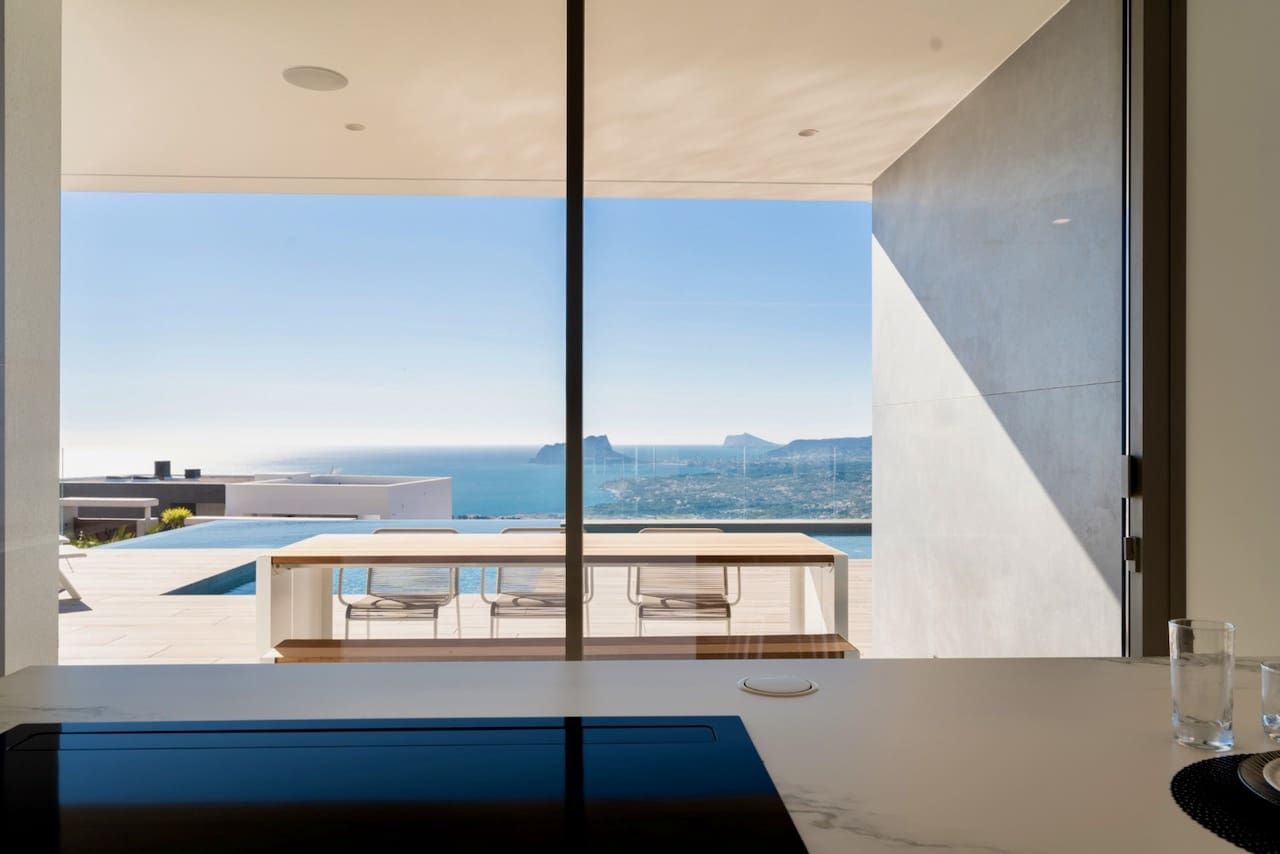 4 slaapkamer Villa te koop in Cumbre del Sol met zwembad - € 2.950.000 (Ref: 8555730)