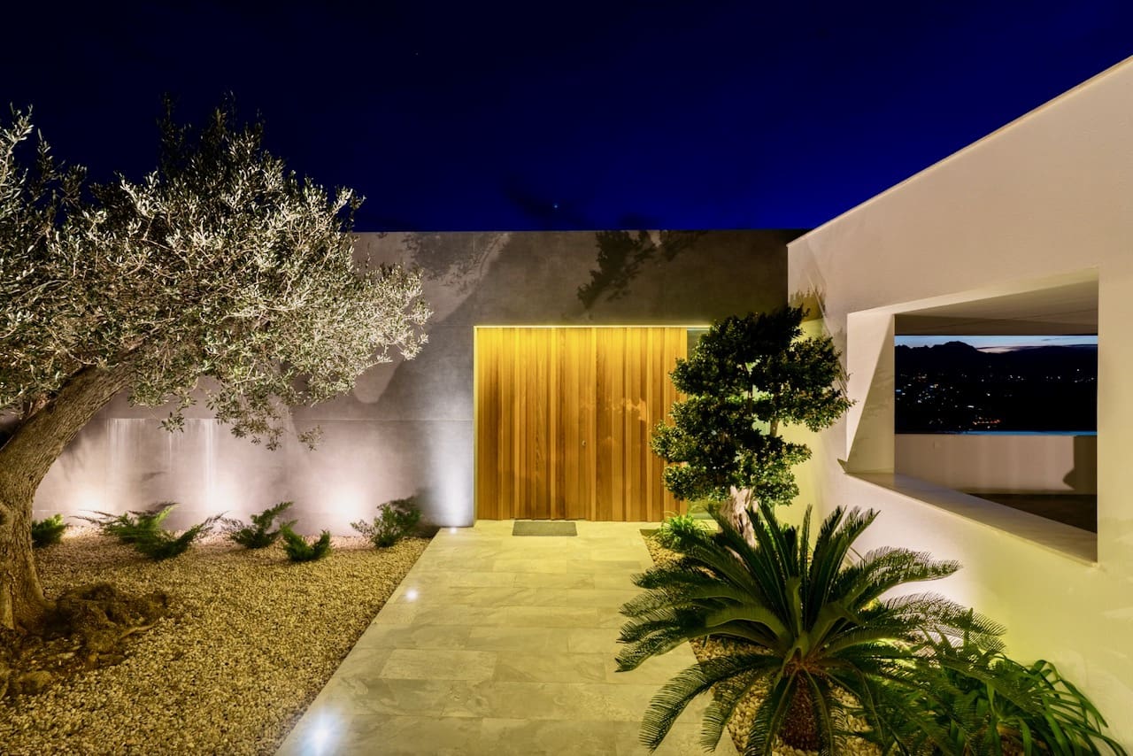 4 slaapkamer Villa te koop in Cumbre del Sol met zwembad - € 2.950.000 (Ref: 8555730)