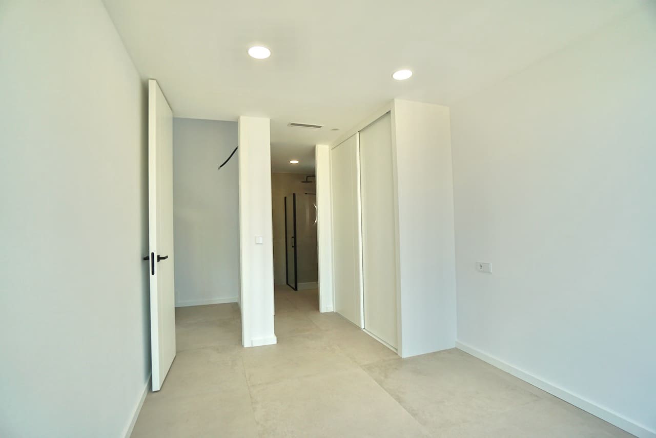 3 bedroom Villa for sale in Moraira with pool - € 690,000 (Ref: 8560724)