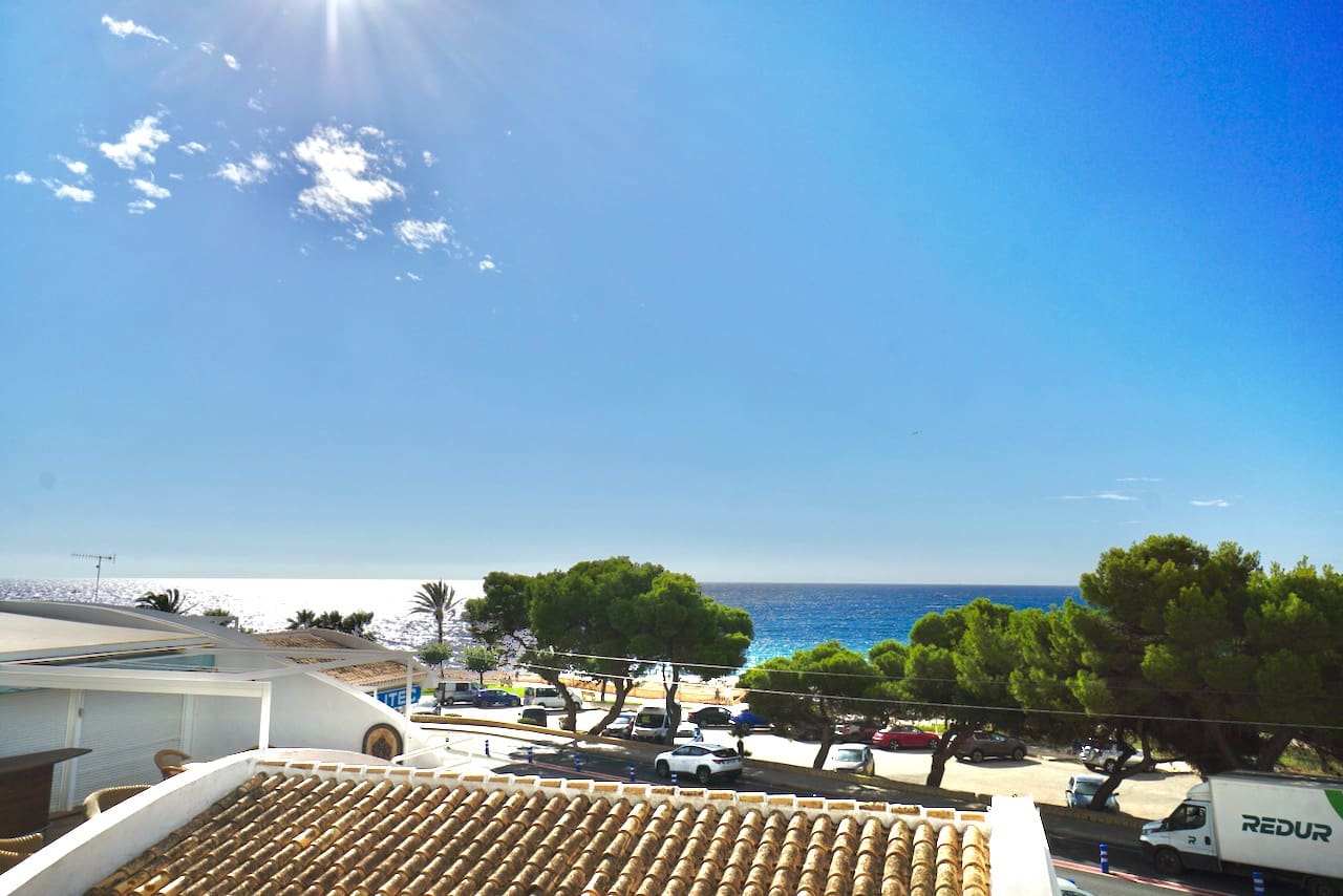 2 soveværelse Lejlighed til salg i Moraira med swimmingpool garage - € 741.000 (Ref: 8584165)