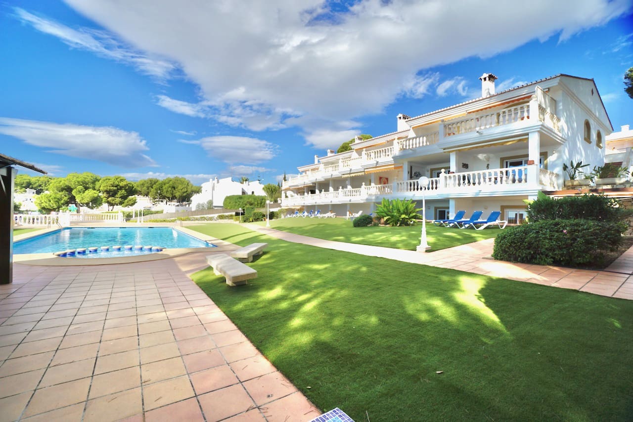 2 soveværelse Lejlighed til salg i Moraira med swimmingpool garage - € 741.000 (Ref: 8584165)