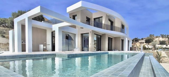 4 slaapkamer Villa te koop in Benissa met zwembad - € 3.195.000 (Ref: 8627607)