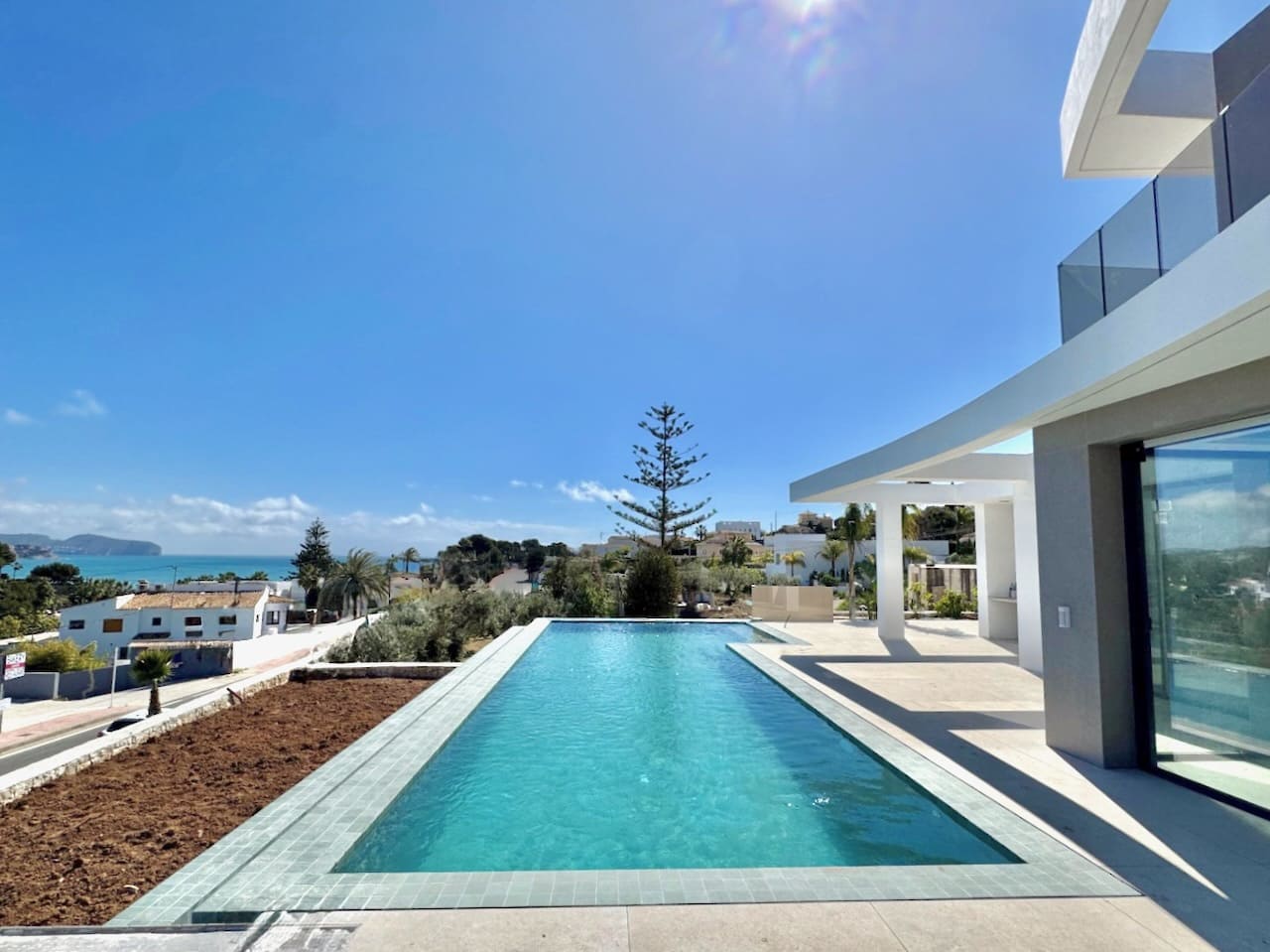 4 slaapkamer Villa te koop in Benissa met zwembad - € 3.195.000 (Ref: 8627607)