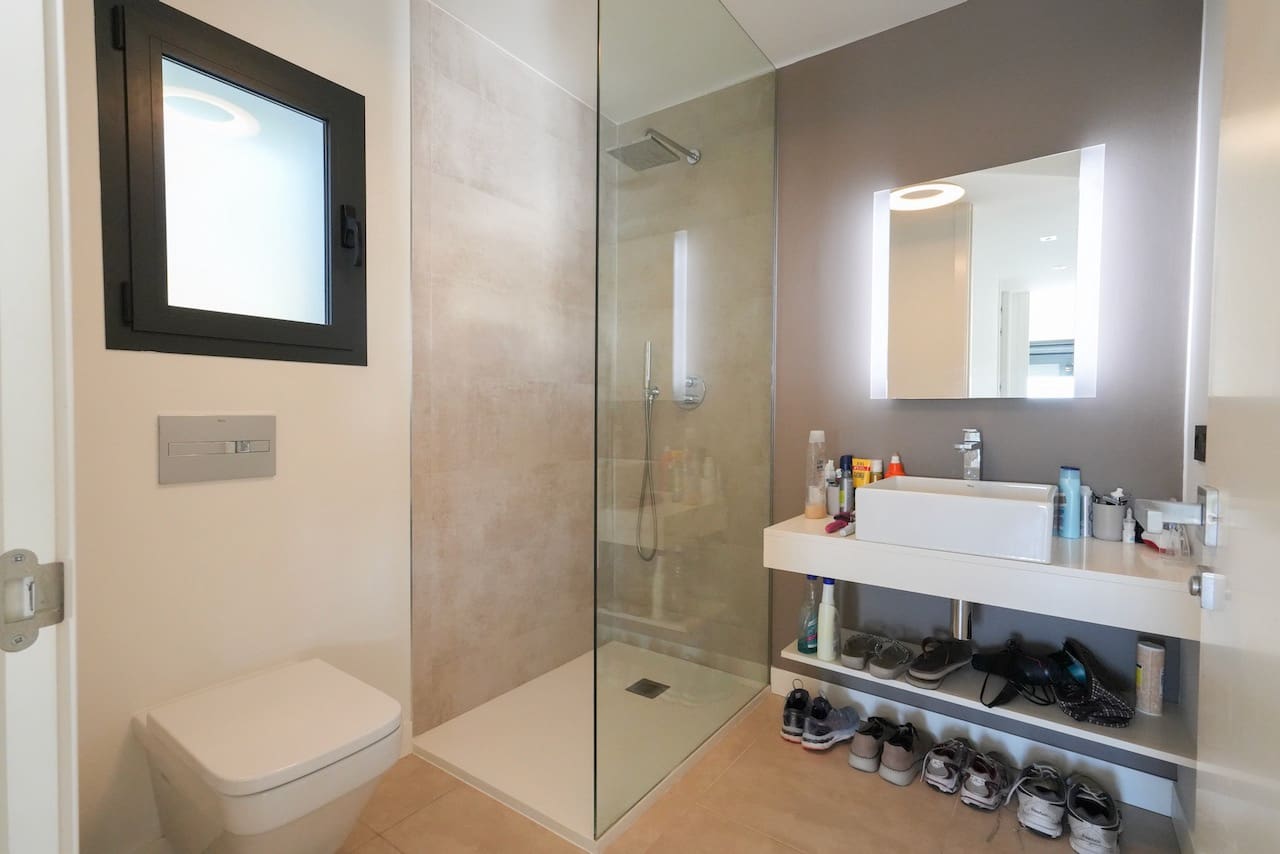 4 makuuhuone Huvila myytävänä paikassa Benissa mukana uima-altaan 
autotalli - 1 730 000 € (Ref: 8697443)