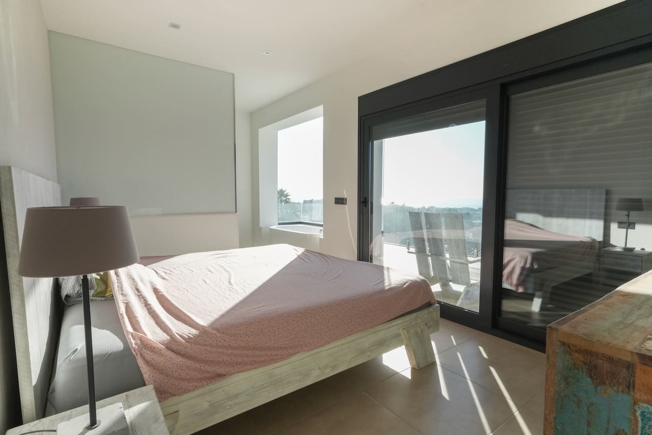 4 makuuhuone Huvila myytävänä paikassa Benissa mukana uima-altaan 
autotalli - 1 730 000 € (Ref: 8697443)