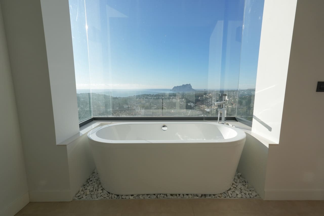 4 makuuhuone Huvila myytävänä paikassa Benissa mukana uima-altaan 
autotalli - 1 730 000 € (Ref: 8697443)