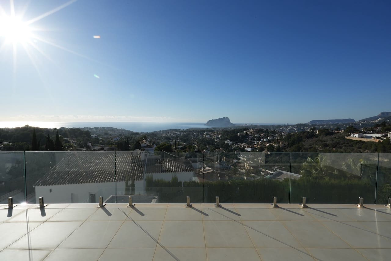 4 makuuhuone Huvila myytävänä paikassa Benissa mukana uima-altaan 
autotalli - 1 730 000 € (Ref: 8697443)