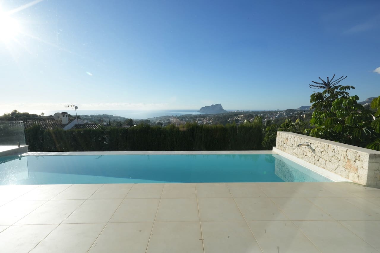 4 makuuhuone Huvila myytävänä paikassa Benissa mukana uima-altaan 
autotalli - 1 730 000 € (Ref: 8697443)