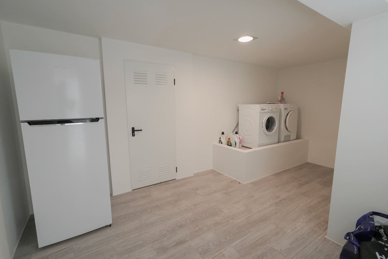 4 makuuhuone Huvila myytävänä paikassa Benissa mukana uima-altaan 
autotalli - 1 730 000 € (Ref: 8697443)