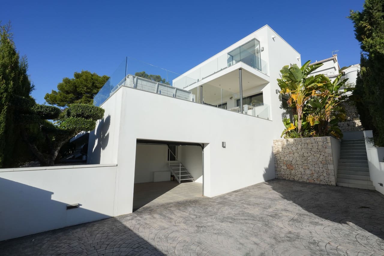 4 makuuhuone Huvila myytävänä paikassa Benissa mukana uima-altaan 
autotalli - 1 730 000 € (Ref: 8697443)