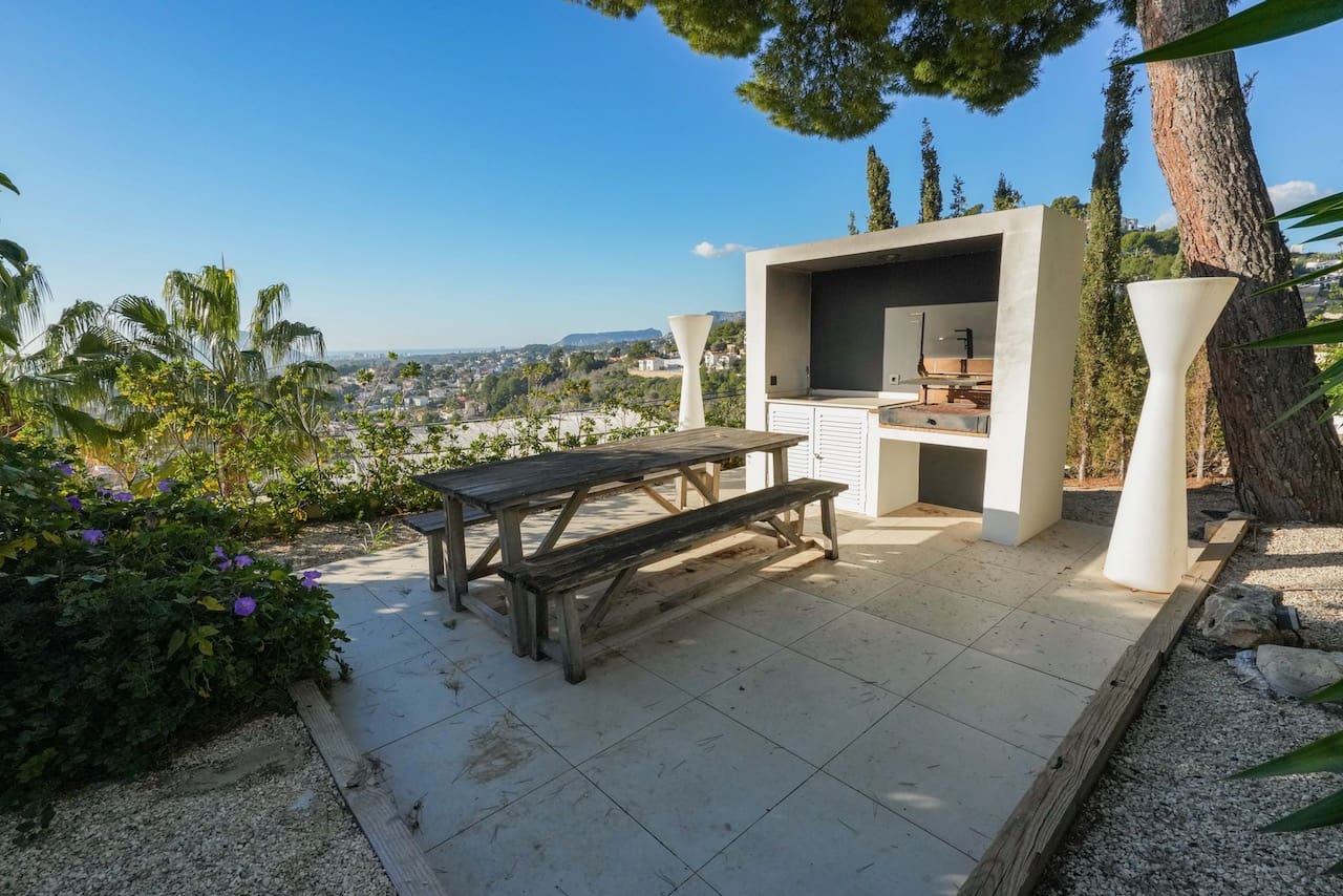 4 makuuhuone Huvila myytävänä paikassa Benissa mukana uima-altaan 
autotalli - 1 730 000 € (Ref: 8697443)