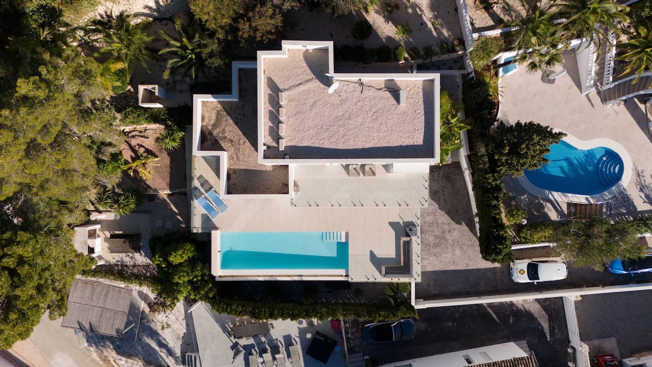 4 makuuhuone Huvila myytävänä paikassa Benissa mukana uima-altaan 
autotalli - 1 730 000 € (Ref: 8697443)