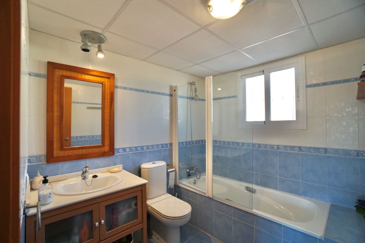 3 soveværelse Penthouse til salg i Arenal med swimmingpool - € 529.000 (Ref: 8706407)