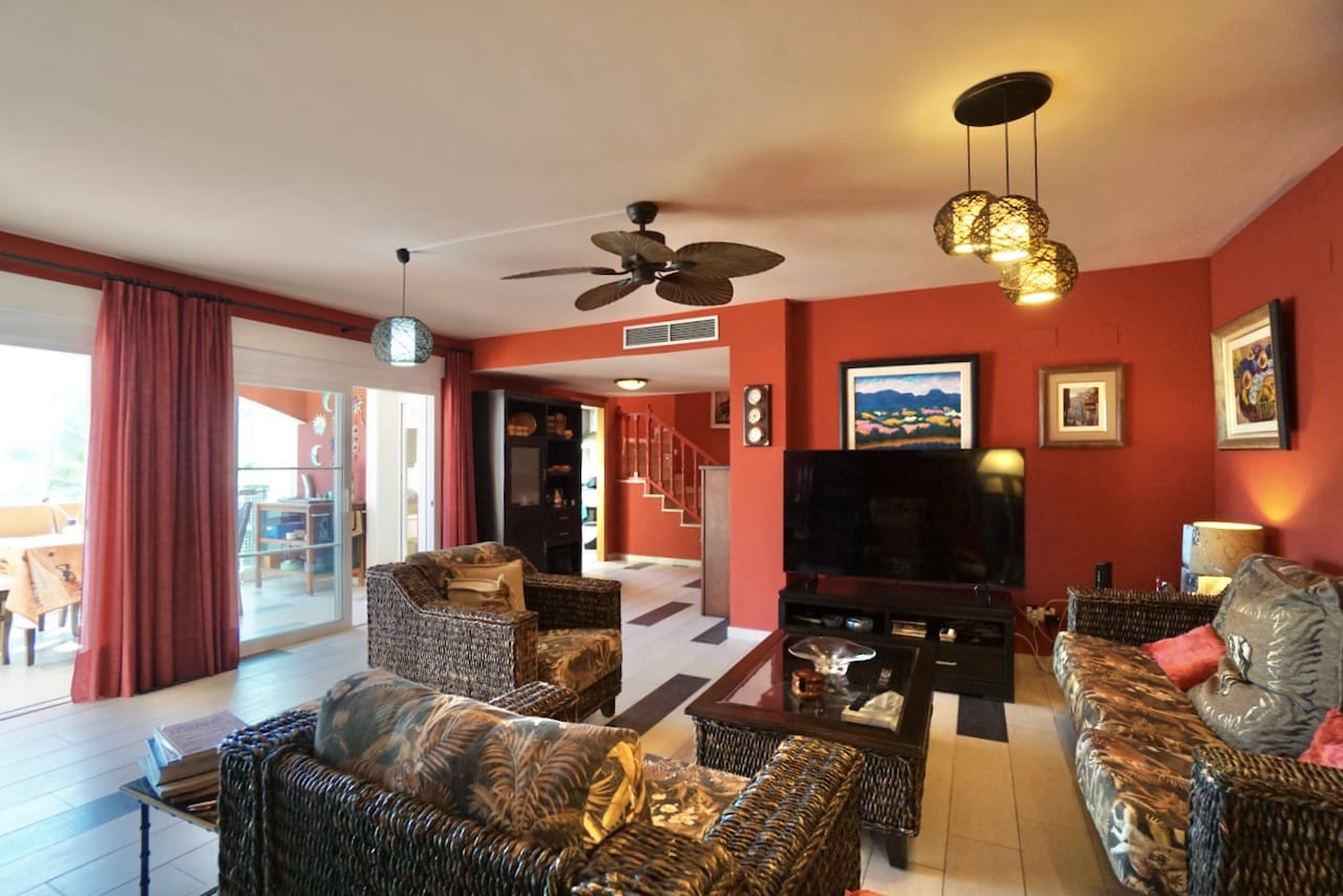 3 soveværelse Penthouse til salg i Arenal med swimmingpool - € 529.000 (Ref: 8706407)