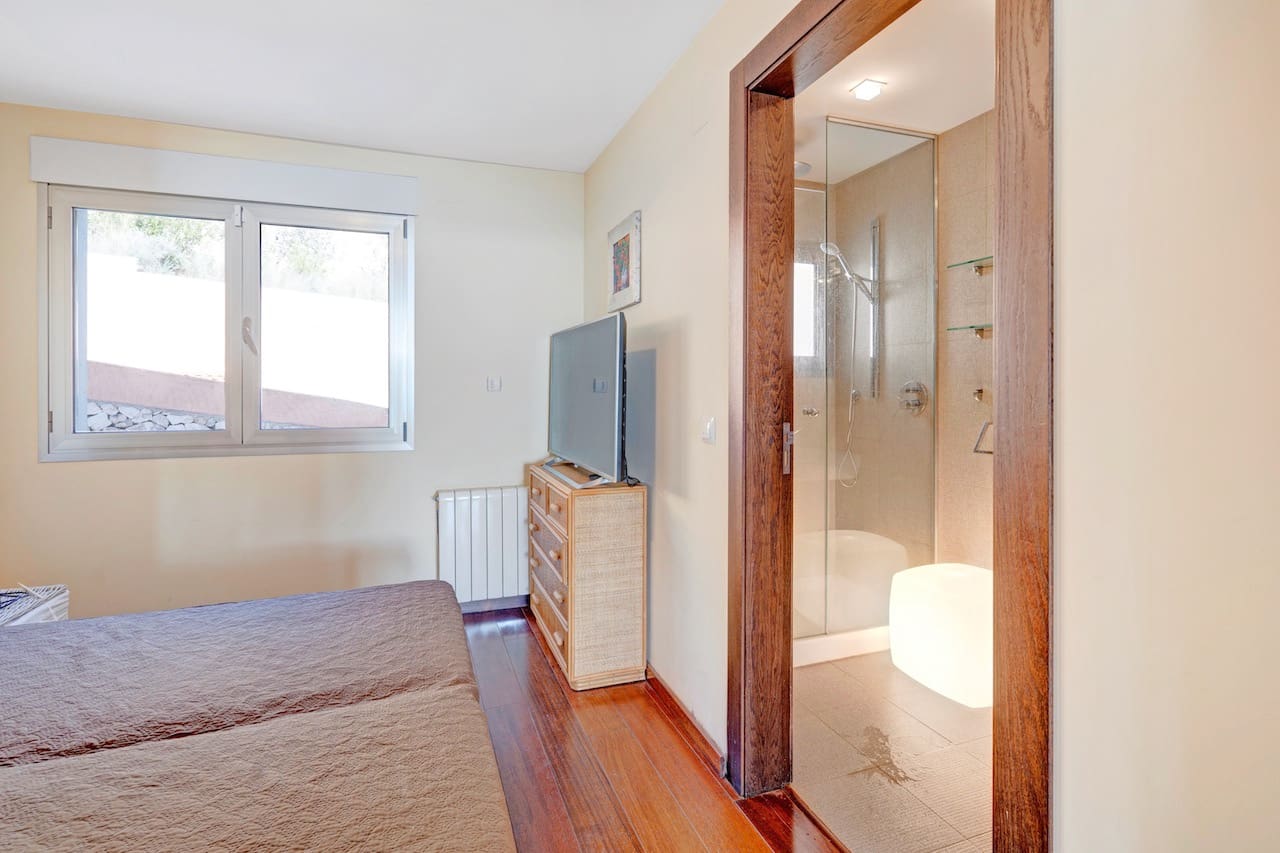 3 slaapkamer Villa te koop in Benissa met garage - € 1.500.000 (Ref: 8800123)