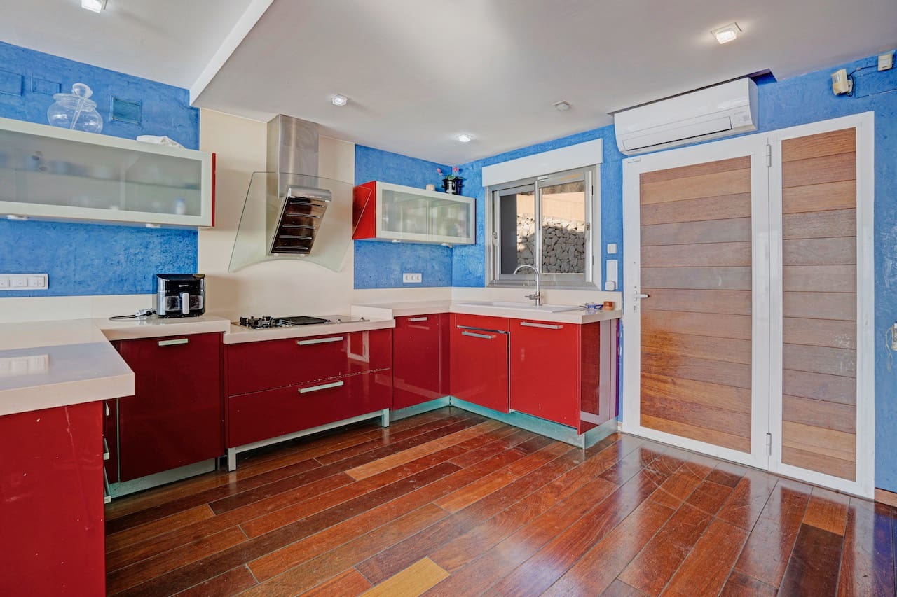 3 slaapkamer Villa te koop in Benissa met garage - € 1.500.000 (Ref: 8800123)