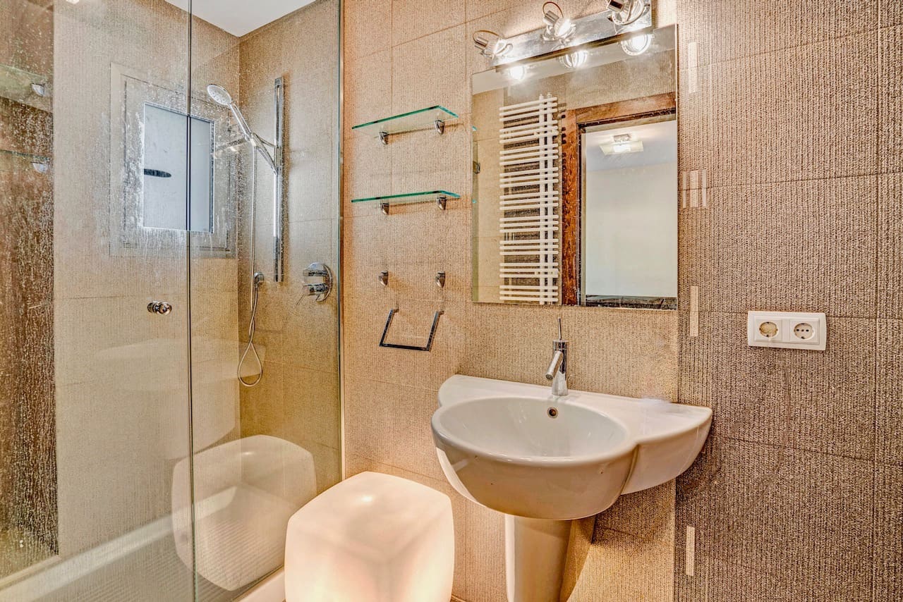 3 slaapkamer Villa te koop in Benissa met garage - € 1.500.000 (Ref: 8800123)