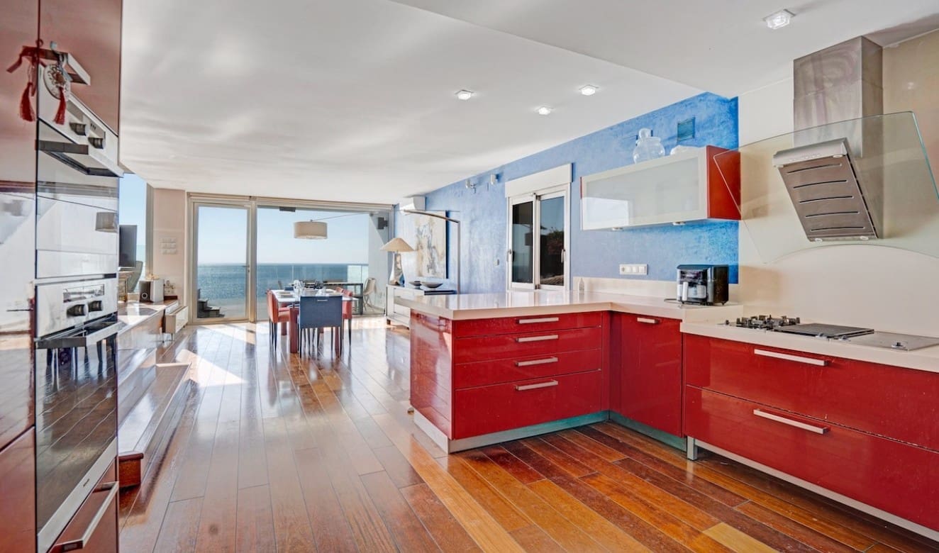 3 bedroom Villa for sale in Benissa with garage - € 1,500,000 (Ref: 8800123)