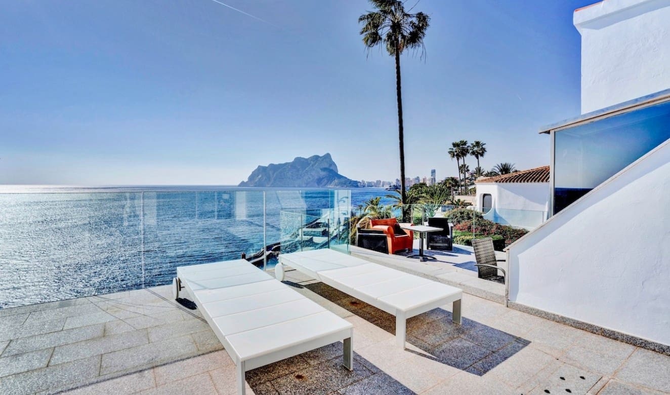 3 bedroom Villa for sale in Benissa with garage - € 1,500,000 (Ref: 8800123)