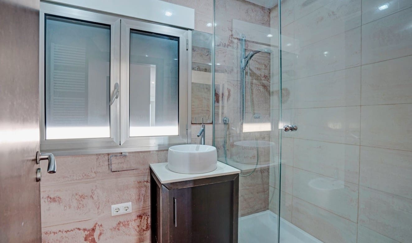 3 bedroom Villa for sale in Benissa with garage - € 1,500,000 (Ref: 8800123)